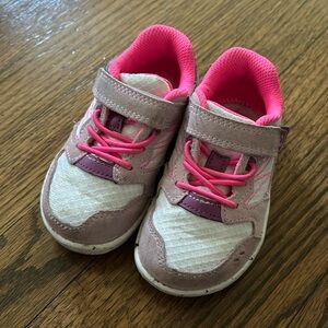 Merrell  baresteps A83 sneakers/ toddler shoes